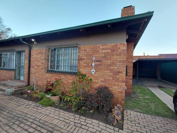 2 Bedroom House