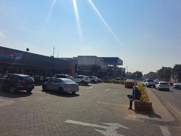 44 m² Retail Space