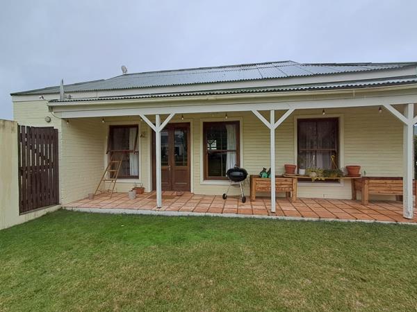2 Bedroom House