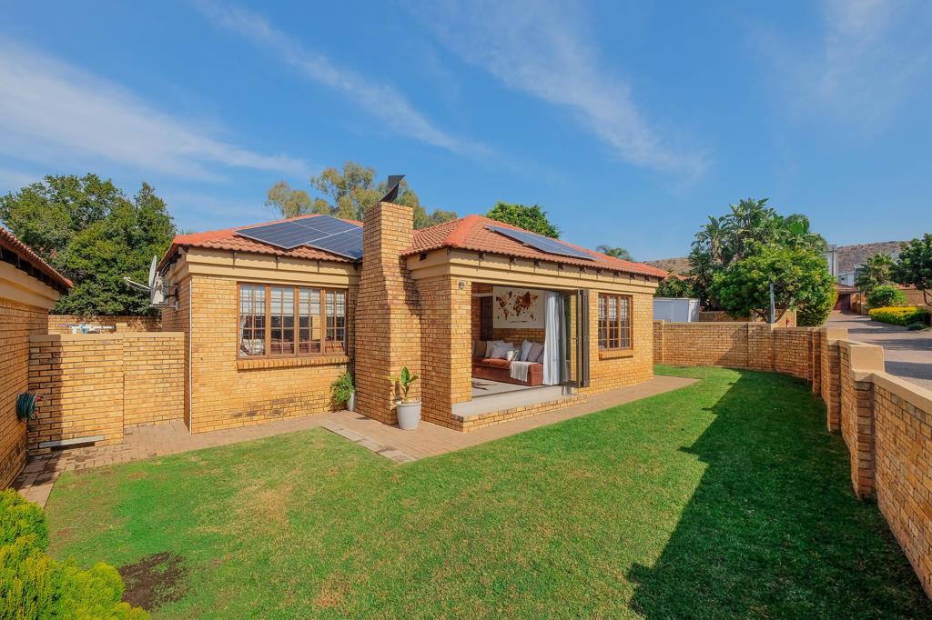 3 Bedroom Townhouse