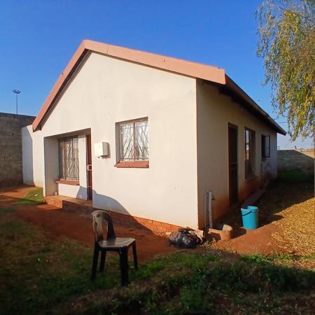 2 Bedroom House