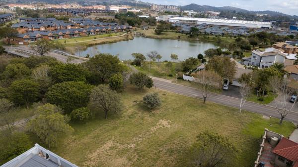 1 579 m² Land
