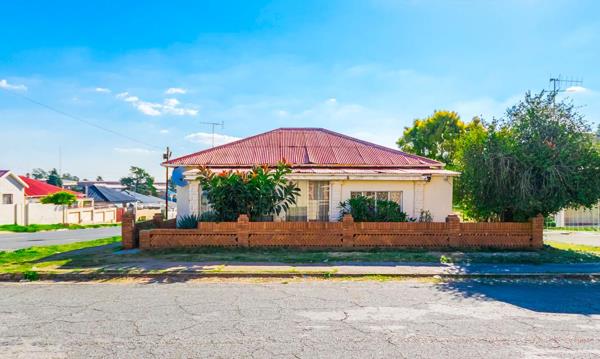 2 Bedroom House
