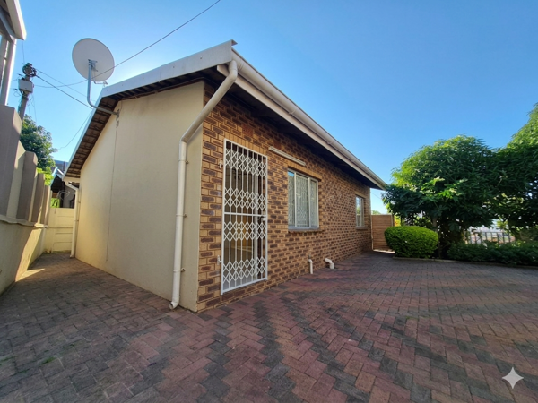 2 Bedroom Garden Cottage