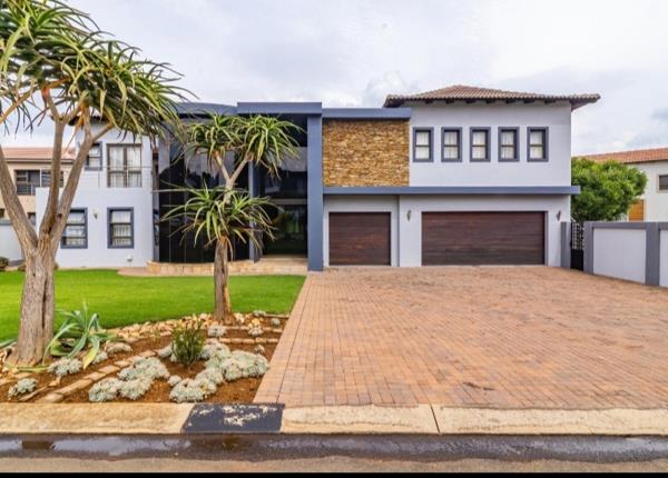5 Bedroom House