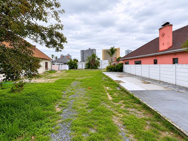 495 m² Land