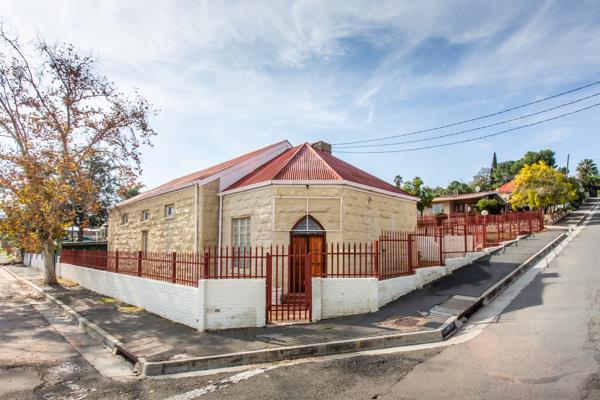 252 m² Commercial space