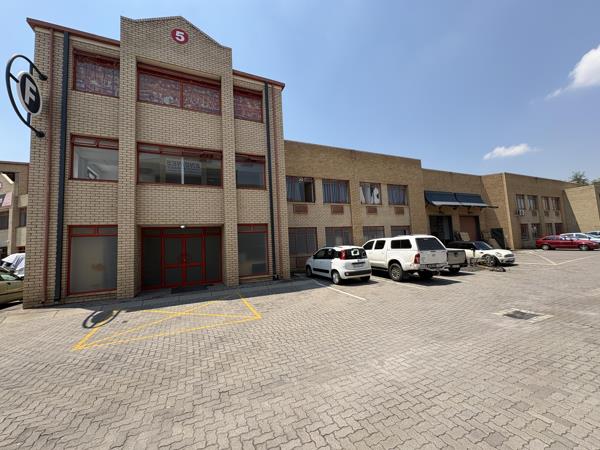 1 150 m² Industrial space