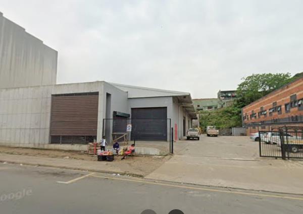 323 m² Commercial space