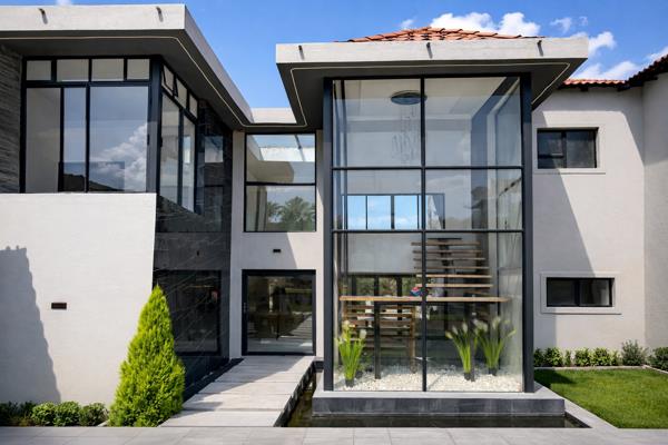 5 Bedroom House