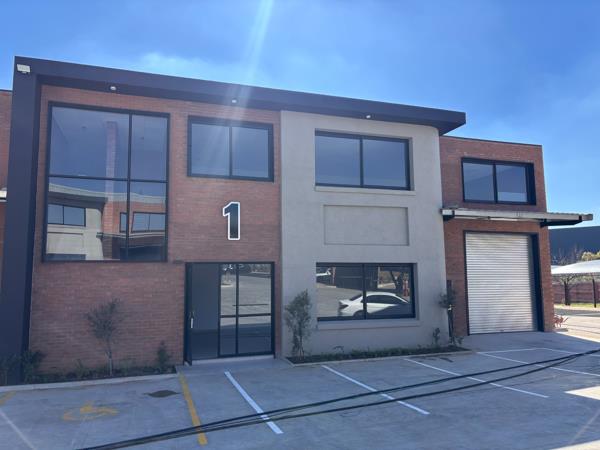 1 050 m² Industrial space