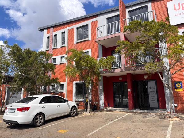 607 m² Industrial space