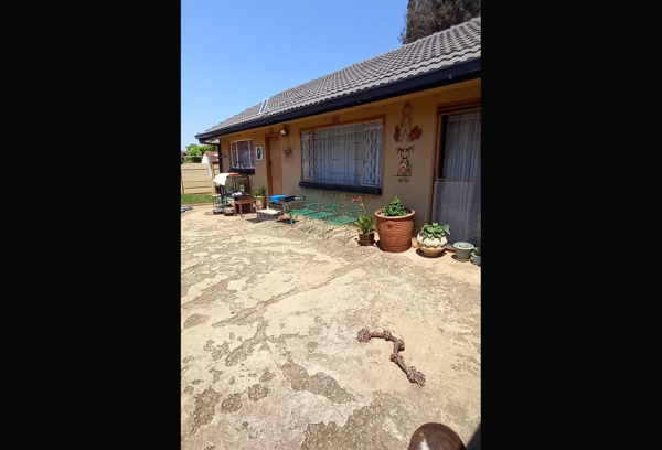 2 Bedroom Flat