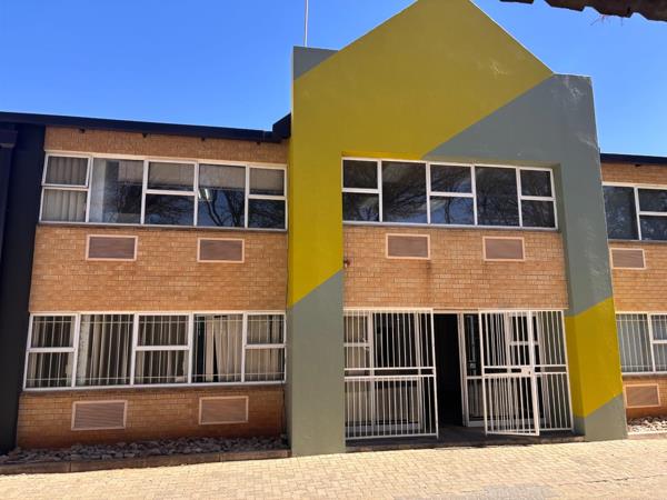 555 m² Industrial space