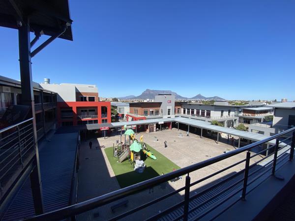 375 m² Commercial space