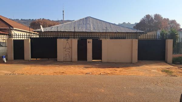 2 Bedroom House
