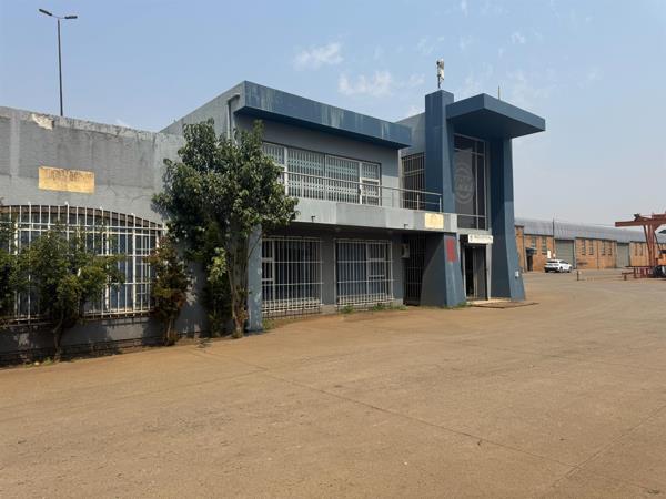 1 800 m² Industrial space