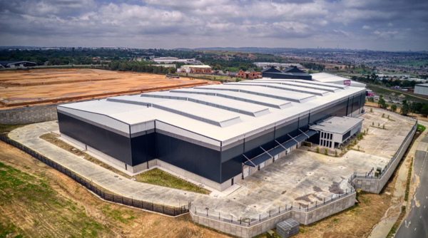 17 000 m² Industrial space