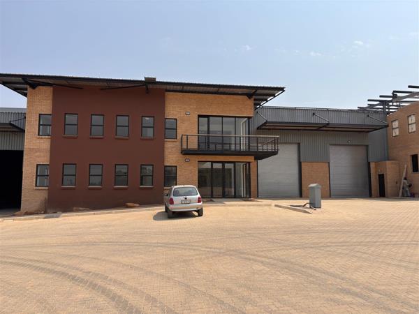 2 280 m² Industrial space