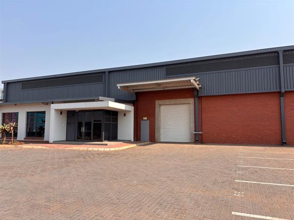 1 730 m² Industrial space