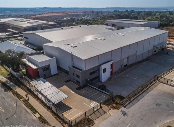 3 280 m² Industrial space