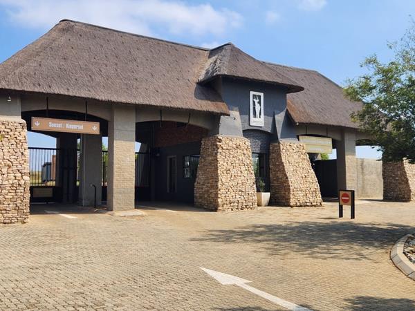 2 000 m² Land