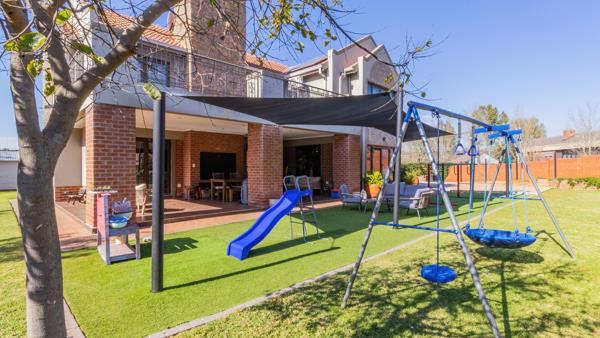 7 Bedroom House