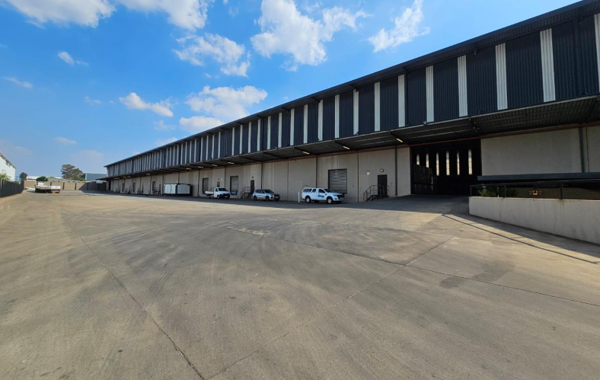 10 723 m² Industrial space