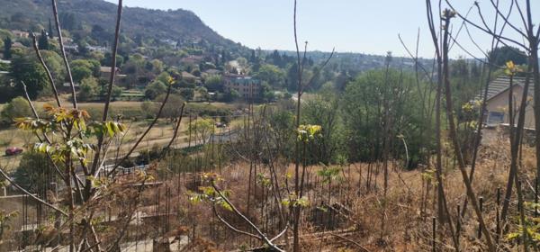 1 000 m² Land