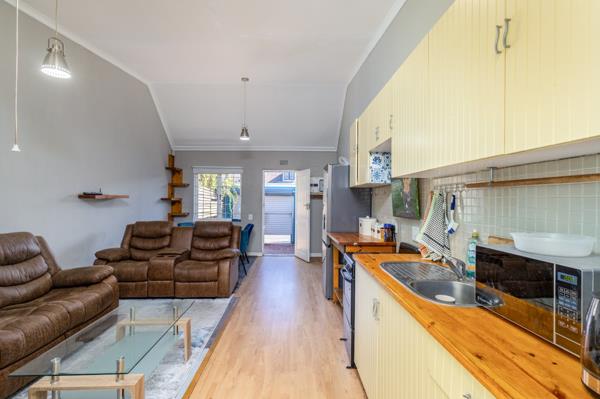 1 Bedroom House