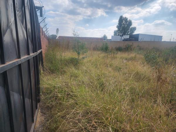 1 000 m² Land