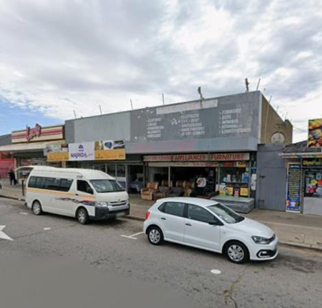 140 m² Retail Space