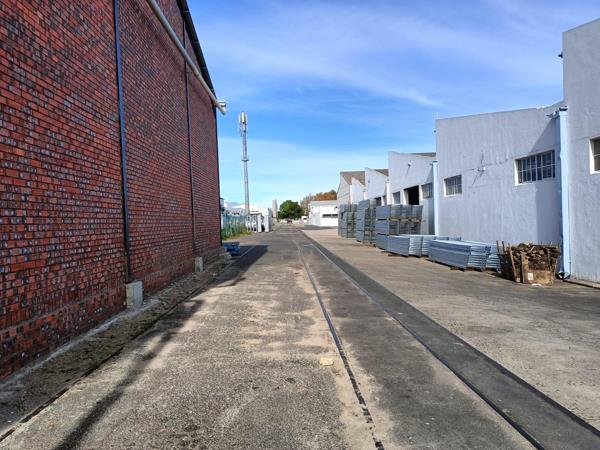 320 m² Industrial space
