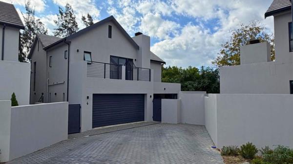 3 Bedroom Townhouse