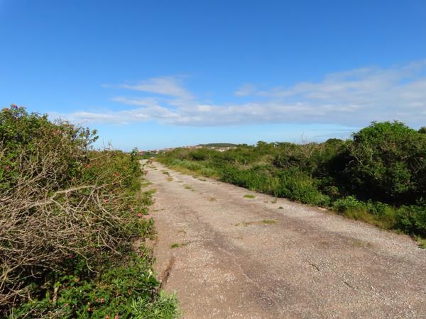 1 187 m² Land
