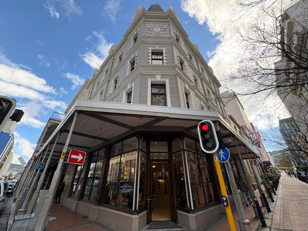 164 m² Commercial space
