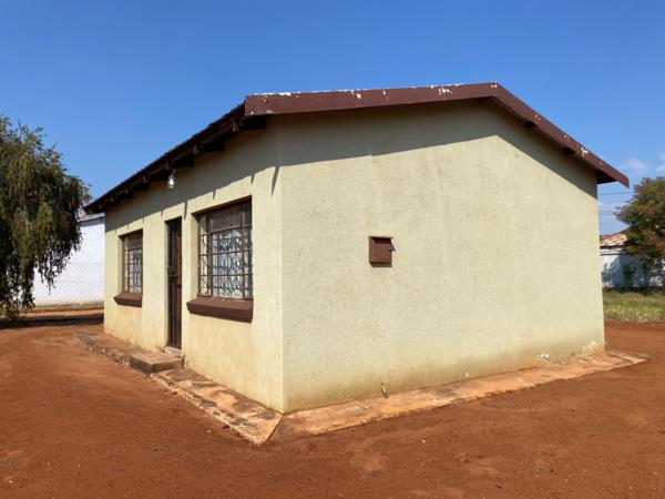 2 Bedroom House