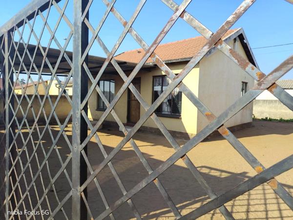 2 Bedroom House
