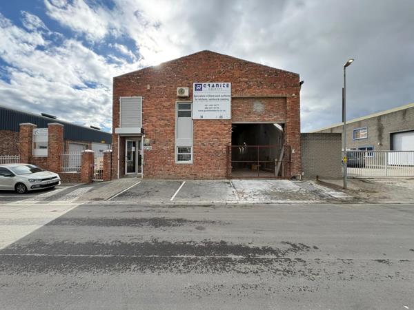 442 m² Industrial space