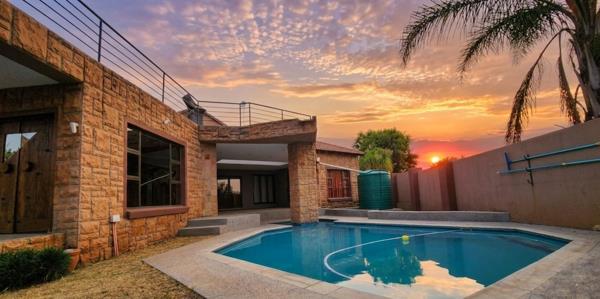 1 Bedroom House