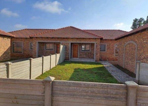 2 Bedroom Townhouse