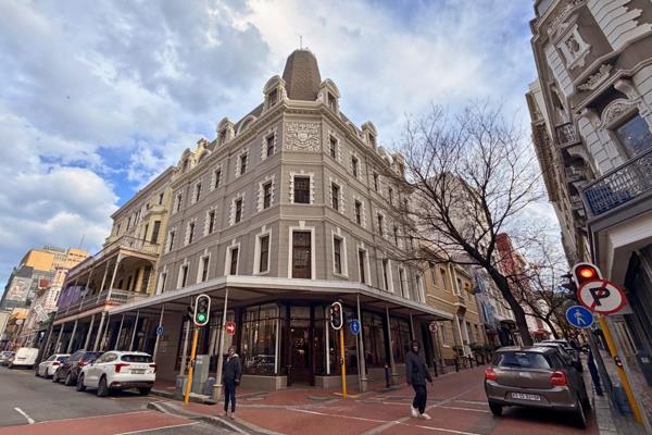 196 m² Commercial space