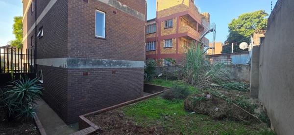 920 m² Commercial space
