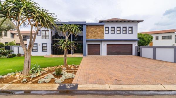 5 Bedroom House