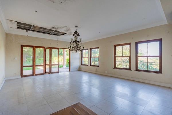 5 Bedroom House