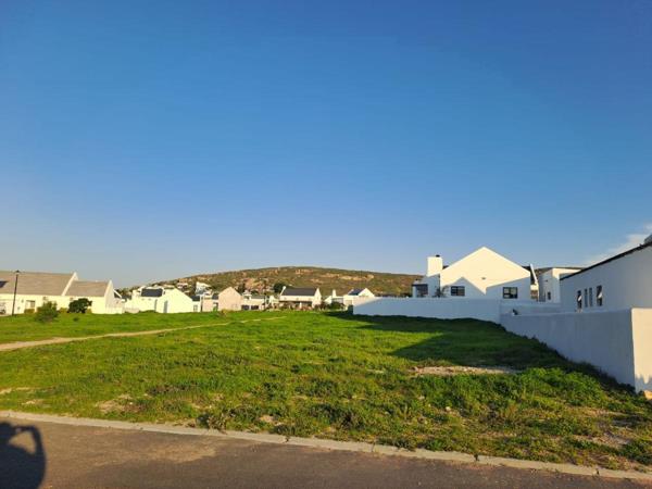 643 m² Land