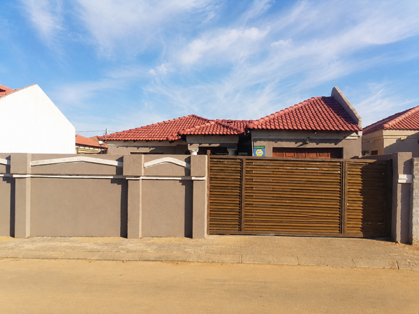 2 Bedroom House