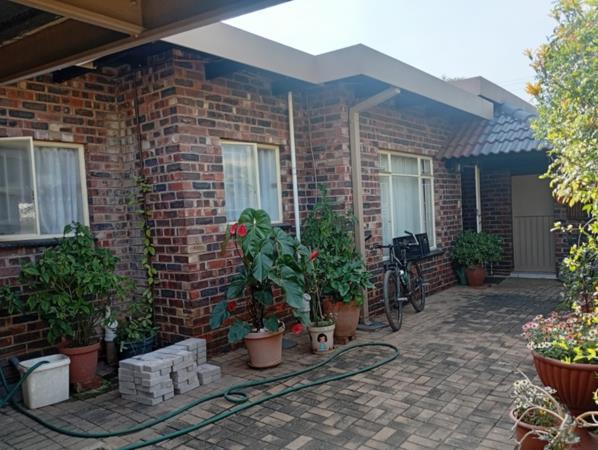 3 Bedroom Townhouse
