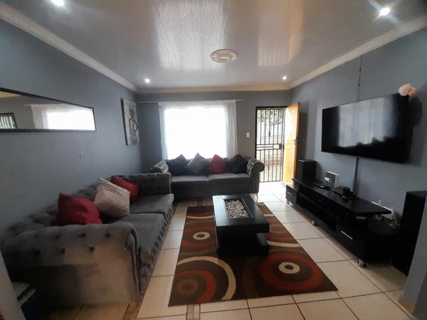 2 Bedroom House