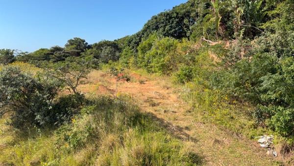 1 374 m² Land